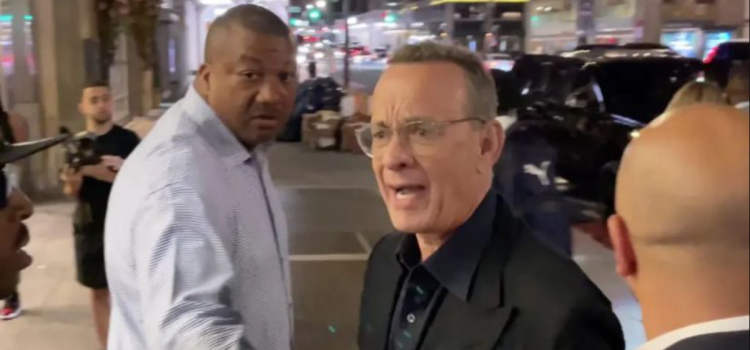 La impactante reacción de Tom Hanks con un fan por acercarse a su esposa