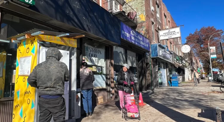 Las despensas de comida en Nueva York cada vez son mas escazas para las familias necesitadas