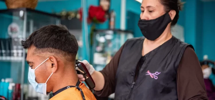 Se defenderá privacidad de trabajadores y peluquería inclusiva en Nueva York desde 2024