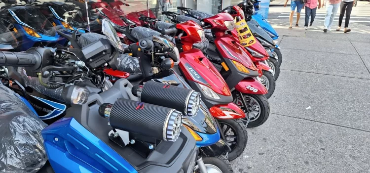 Aumenta la preocupación en Nueva York por el auge de motos ilegales y conductas peligrosas