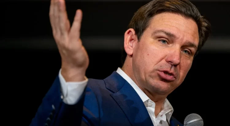 Ron DeSantis retira su candidatura en las primarias y brinda apoyo a Donald Trump