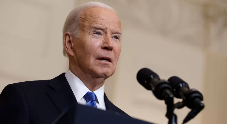 Biden acusa a Trump de “doblegarse” ante Putin por comentarios sobre la OTAN