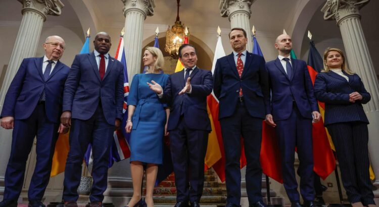 España propone utilizar los activos rusos congelados para ayudar a Ucrania España propone utilizar los activos rusos congelados para ayudar a Ucrania