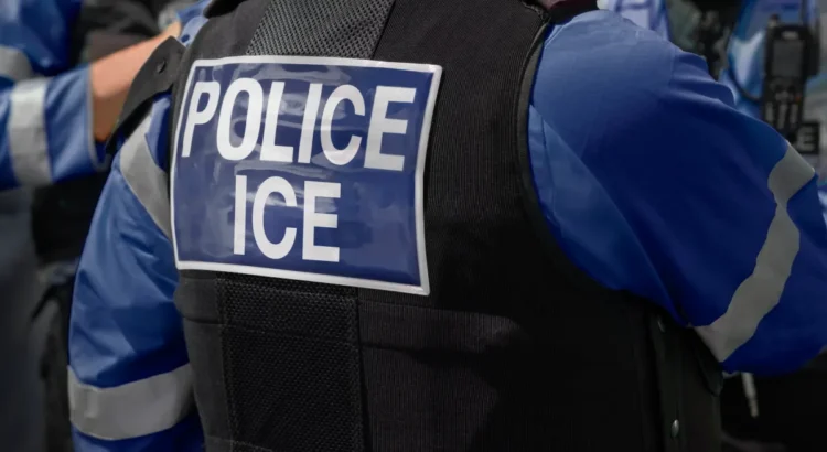 Crece la indignación tras la detención de una niña de 6 años por ICE en NYC