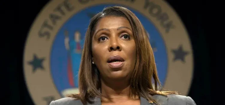 La fiscal general de Nueva York, Letitia James, fue acusada penalmente