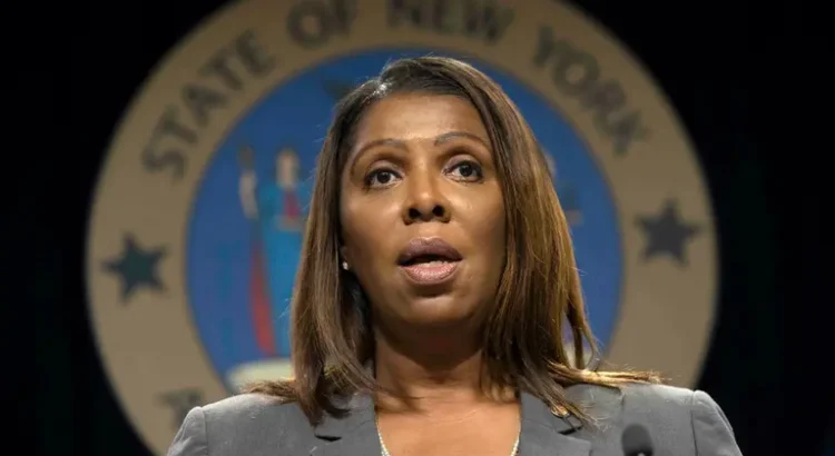 La fiscal general de Nueva York, Letitia James, fue acusada penalmente