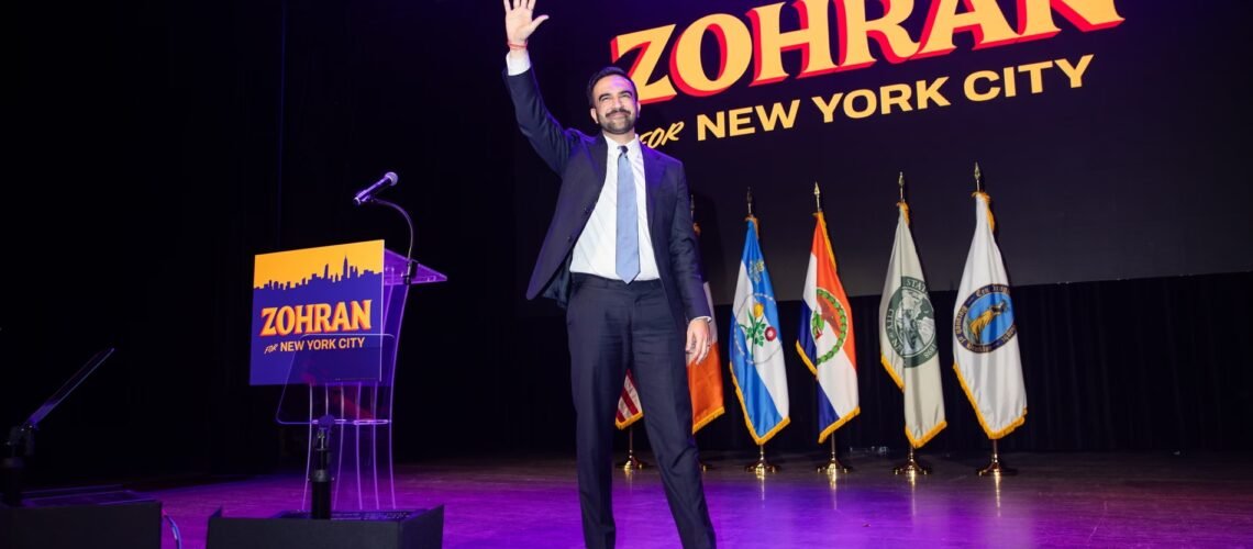 La esperanza crece en Nueva York mientras Zohran Mamdani hace historia.